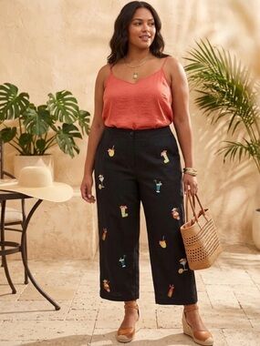 Linen Embroidered Cocktail Cropped Pants